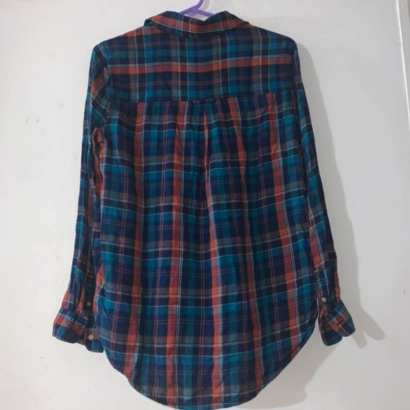 American Eagle sz Med Boyfriend Fit Plaid Button Down Shirt - Picture 2 of 5